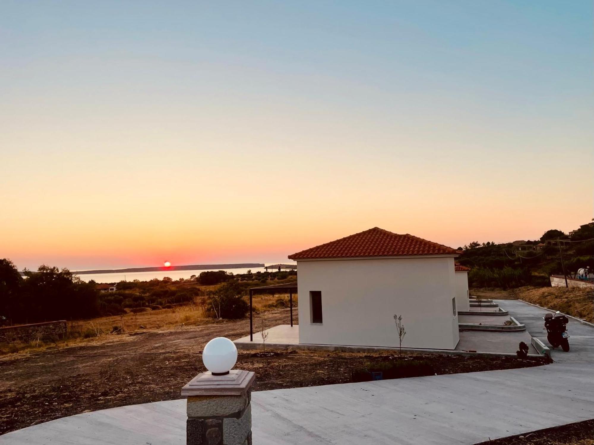 Apolithon Premium Houses Sigrion Екстер'єр фото